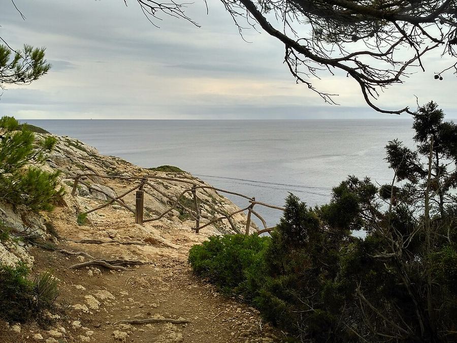 A photo found near this route
