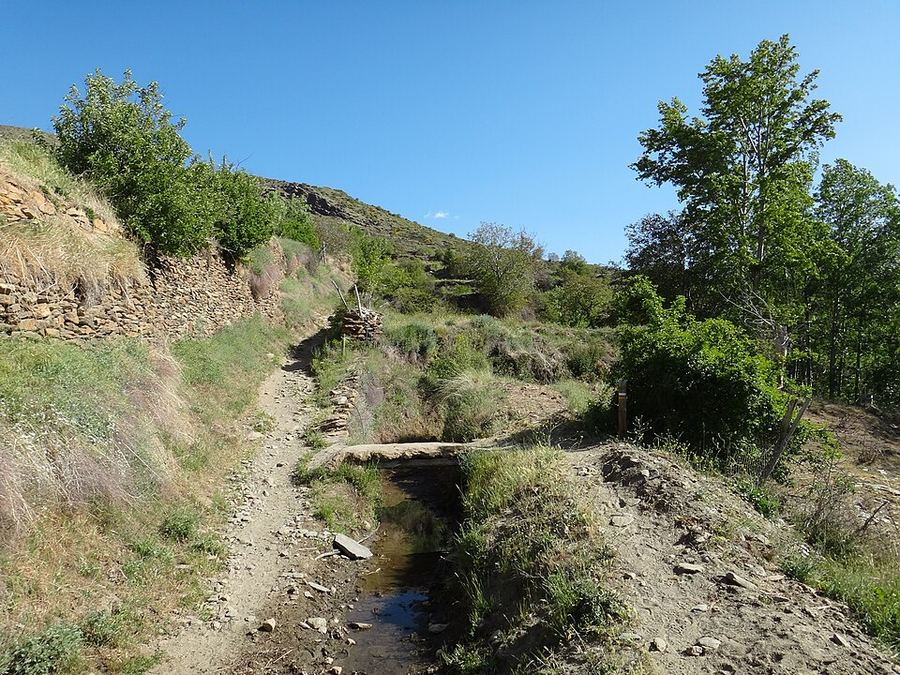 A photo found near this route