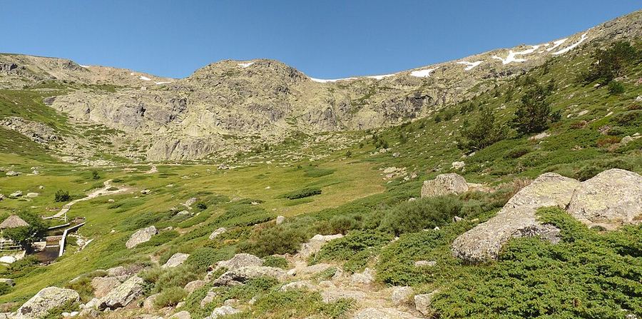 A photo found near this route