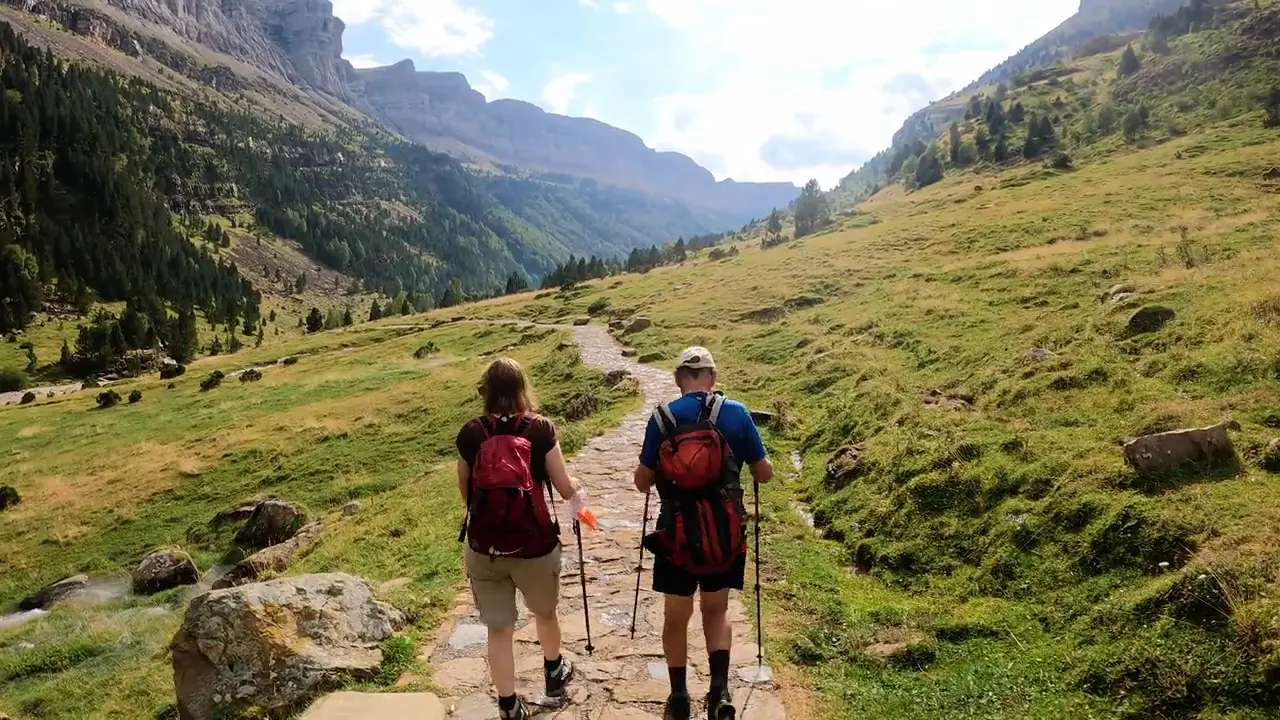 Un sendero en los Pirineos